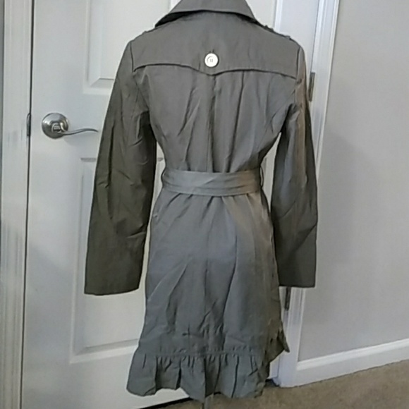 Women's Guess Jacket - Picture 4 of 8